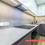 Mind Retreat Apartment, By Cohost *